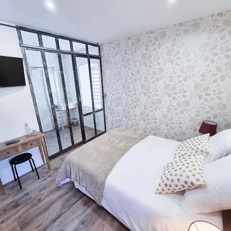 Le Du Parc Bed & Breakfast *