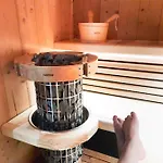 Le Du Parc Frühstückspension *