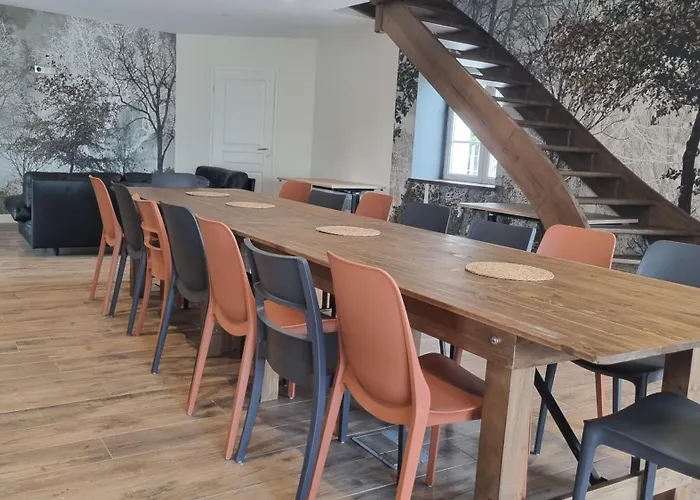 Le Du Parc Frühstückspension Chambeon